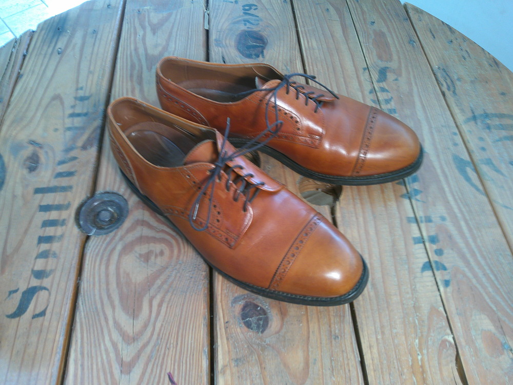 Allen Edmonds Cap Toe Brown 11 D